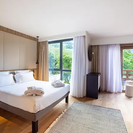فندق Novotel Mont-blanc 4*
