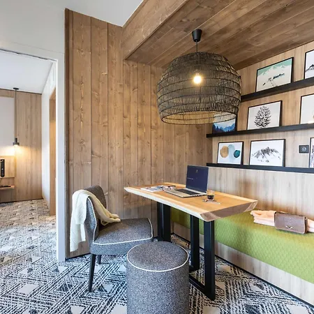 فندق Novotel Mont-blanc 4*