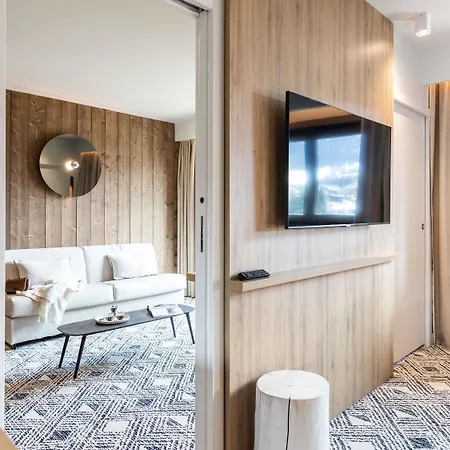 Hotel Novotel Mont-blanc 4*